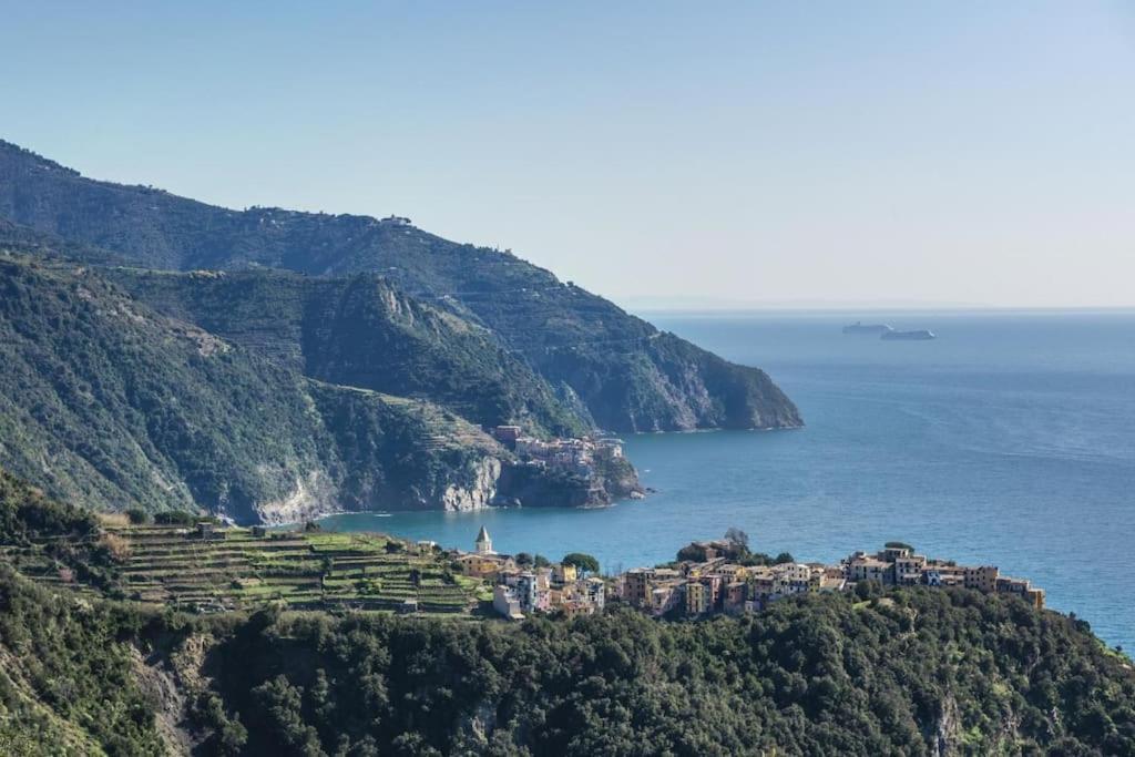 Amazing Flat At The Heart Of 5 Terre National Park Apartment Vernazza Bagian luar foto