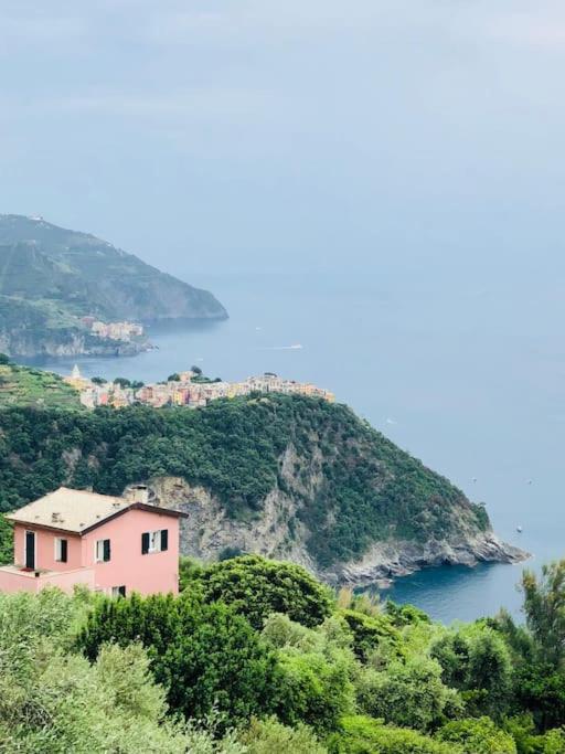 Amazing Flat At The Heart Of 5 Terre National Park Apartment Vernazza Bagian luar foto