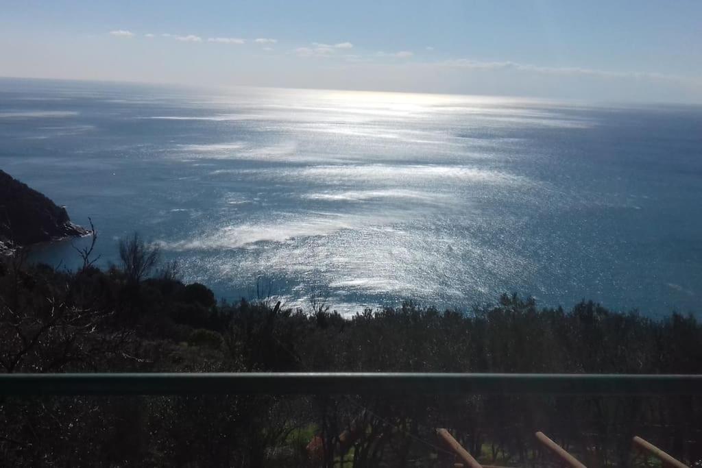 Amazing Flat At The Heart Of 5 Terre National Park Apartment Vernazza Bagian luar foto
